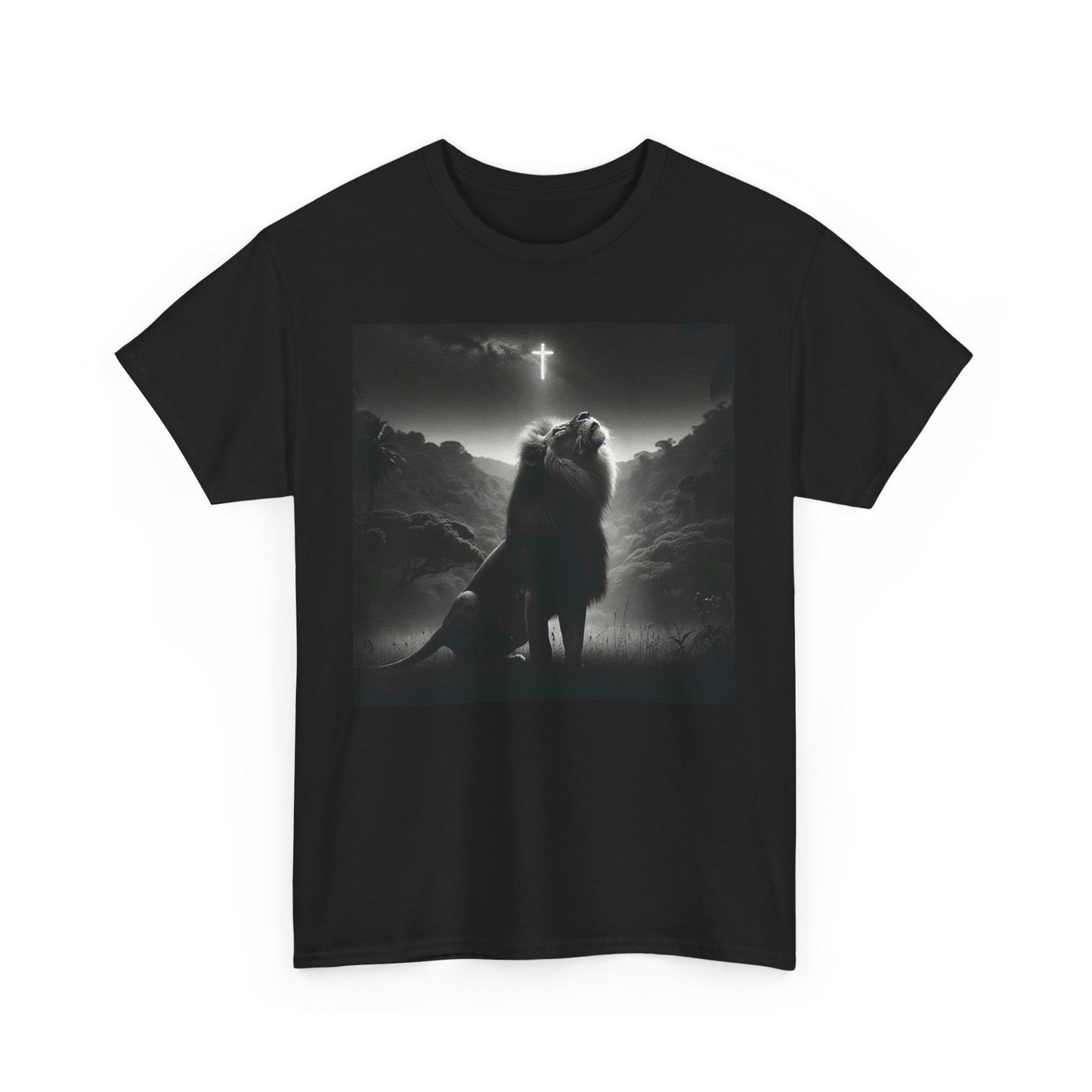 Lion praising Jesus Tee